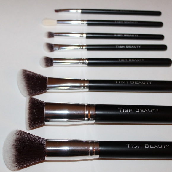 New Makeup Brush Set - 15 professional brushes - Picture 1 of 5